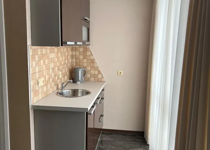 Lazur Ξενοδοχείο 2*